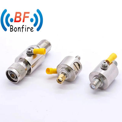 BLQ-XXXXX 50 ohm RF tipo F TV Relámpago coaxial para interiores y exteriores IP65