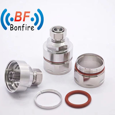7/8&quot;Cable coaxial flexible 4.3-10 Conector RF masculino con baja pérdida de inserción de 0,1 dB