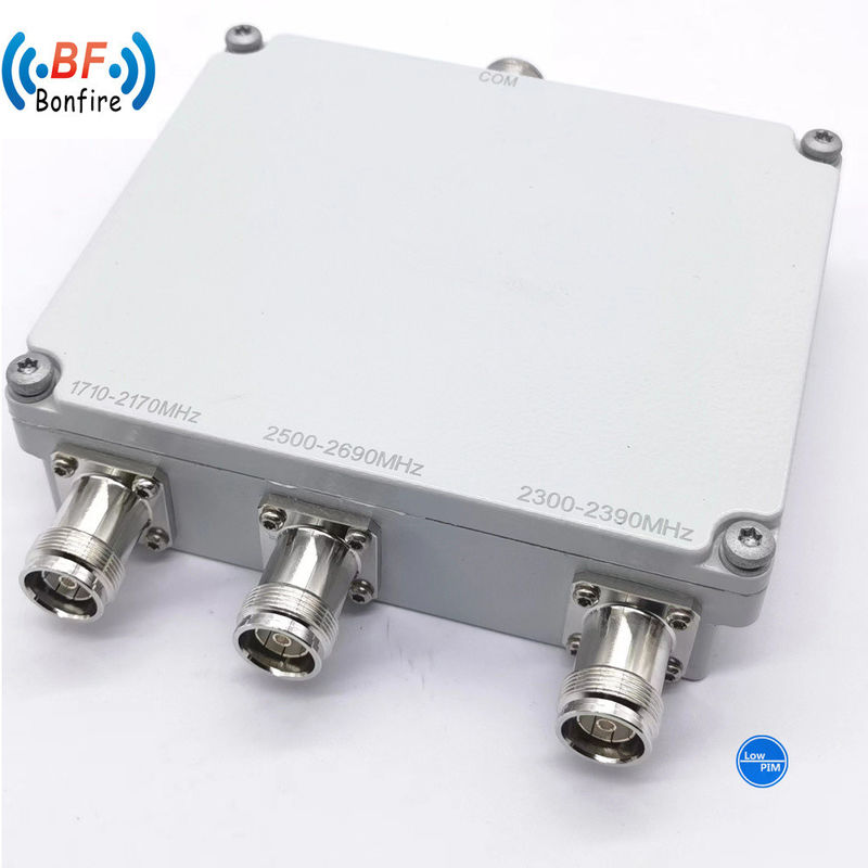 HL-0727-31 62 7701 3301 Combinador RF de baja frecuencia de PIM de tres bandas para proyectos Ibs/Das