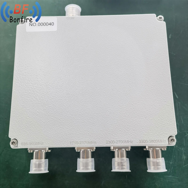 RF 5g Combinado en interiores 1710-2700MHz Quadplexer con 4 en 1 fuera Diplexer y N 4310 DIN conector