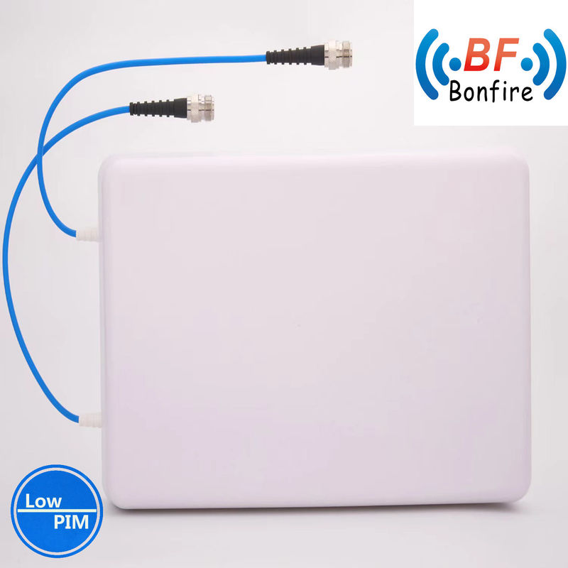 Uso en interiores Ocasión 698-2700MHz MIMO Direccional Panel Antena para 4G 5G Omni Antenna
