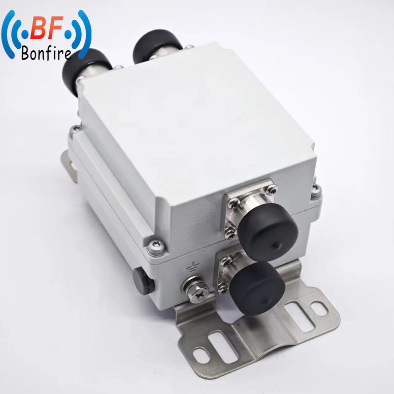 IP65 1710-2170MHz 2300-2690MHz Unidad de señal de RF Combinador duplexador de banda doble