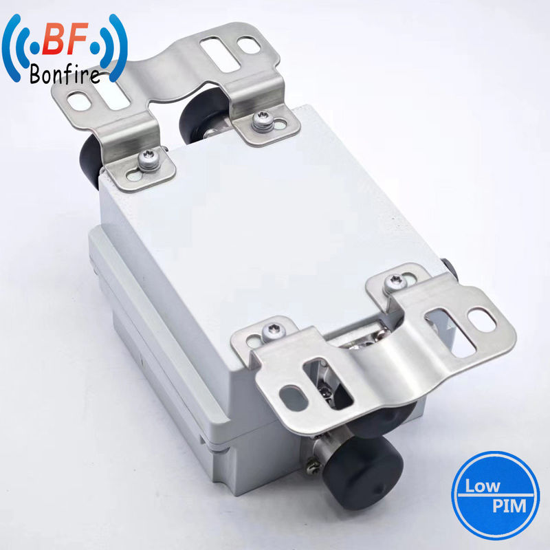 Combinador de banda doble de color gris/rojo/negro/personalizado RF Low Pim Duplexer para sistema de radio