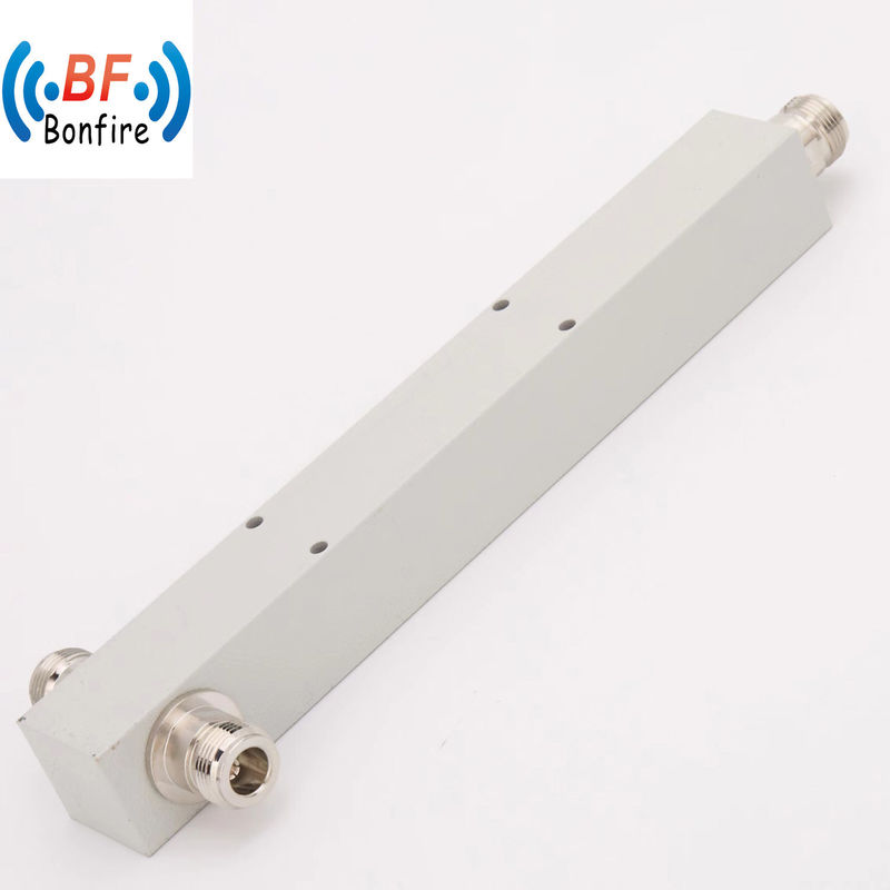 Interfaz N-F GFQ-5060-21101 Dividor de potencia de pulso de dos vías para solución interna 5000-6000MHz