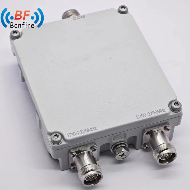 5g Mul Combinador Diplexador Triplexador Combinador de doble banda 1710-1880 1920-2170 2300-2400 2500-2700MHz Rojo