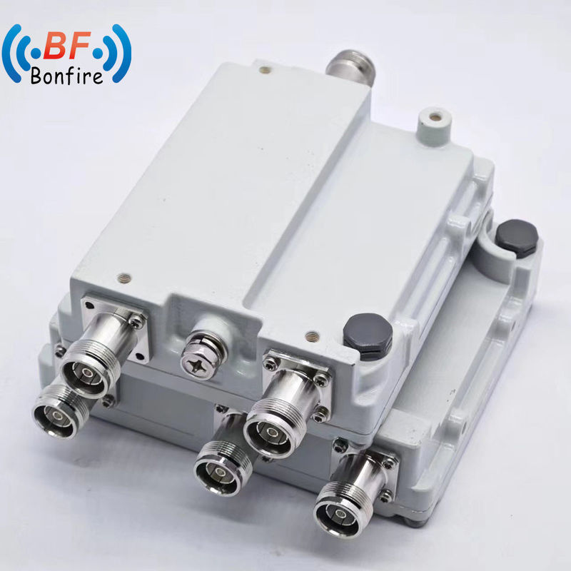 RF 1710-1880 1920-2170 2300-2400 2500-2700MHz GSM Dcs WCDMA DIN Combinador triplex de banda gemela femenina