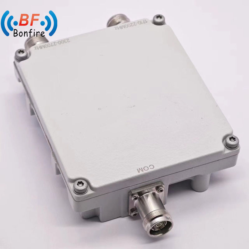 Combinador de cuatro bandas Diplexer 1710-1880 1920-2170 2300-2400 2500-2700MHz con DIN Femenino
