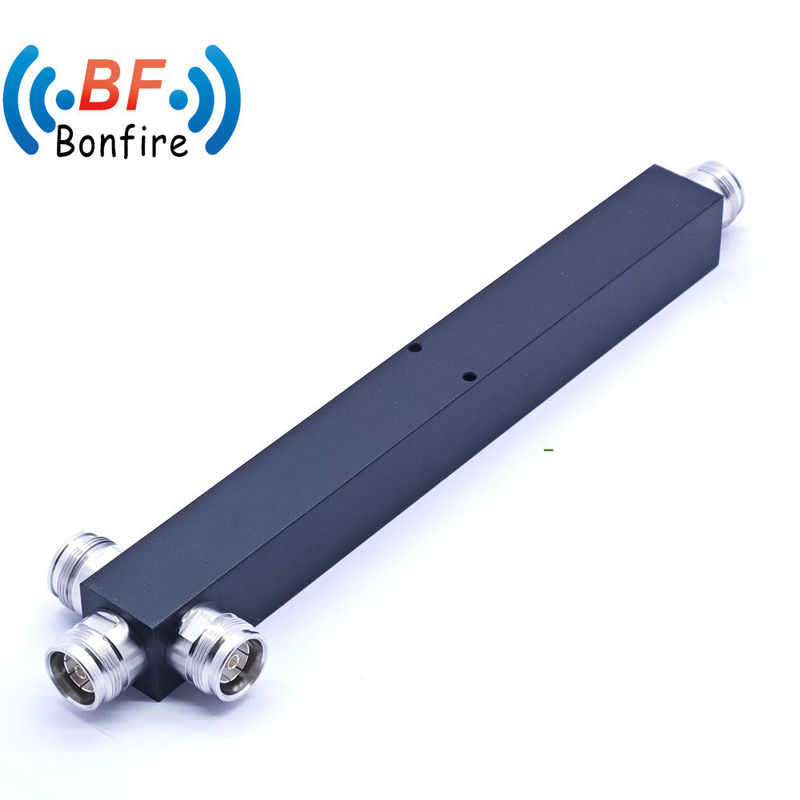 GFQ-0738-X7701 Alta potencia baja Pim 698-4200MHz 3 Way Power Splitter con conector femenino 4.3-10