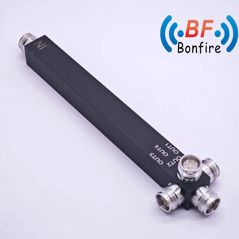 Soporte de banda múltiple 698-4200MHz Divididor de energía reactiva de 4 vías IP65 con GFQ-0740-X7701