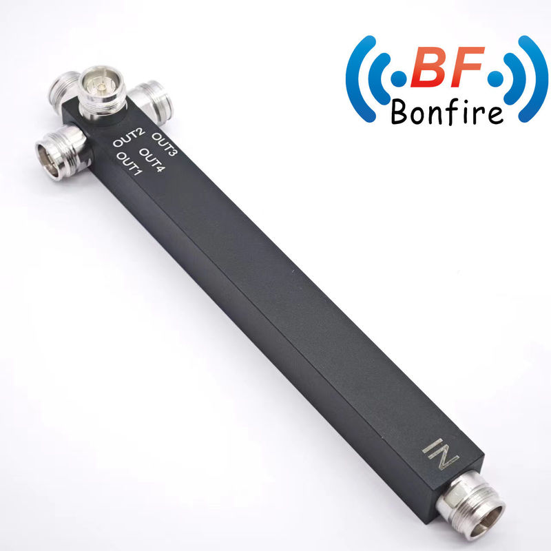 IP65 4 Way Reactive Power Splitter para interiores y exteriores con conector 4.3-10 698-3800MHz