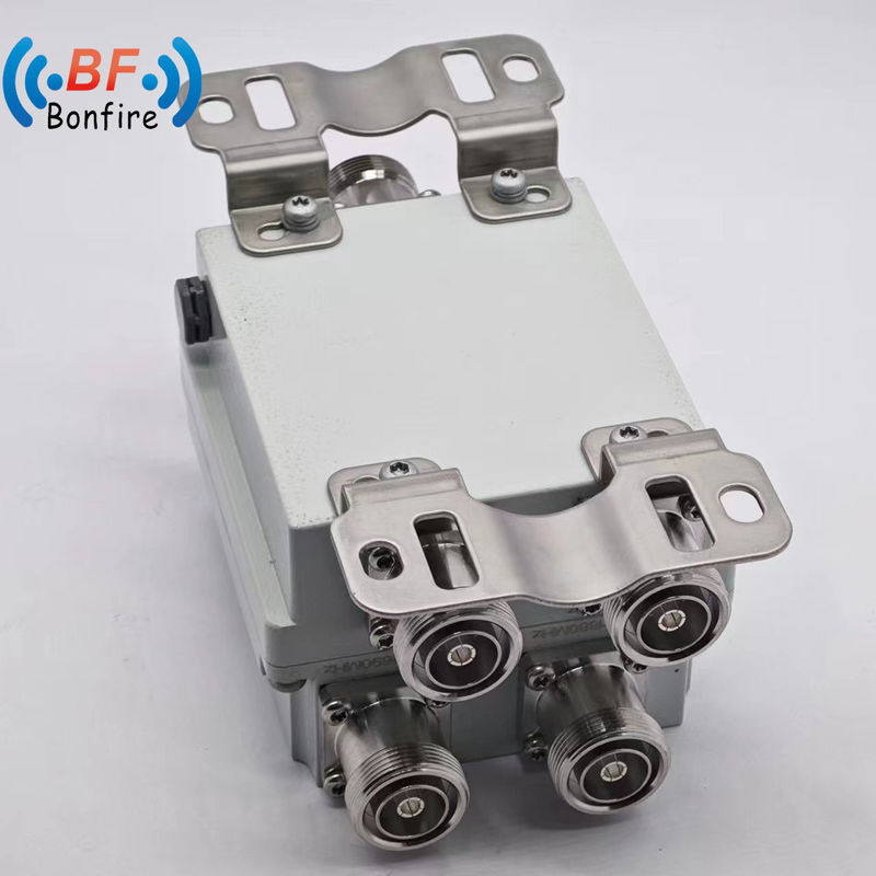 Combinador de diplexador RF IP65 impermeable de 300W gris personalizado con conector femenino 4.3-10
