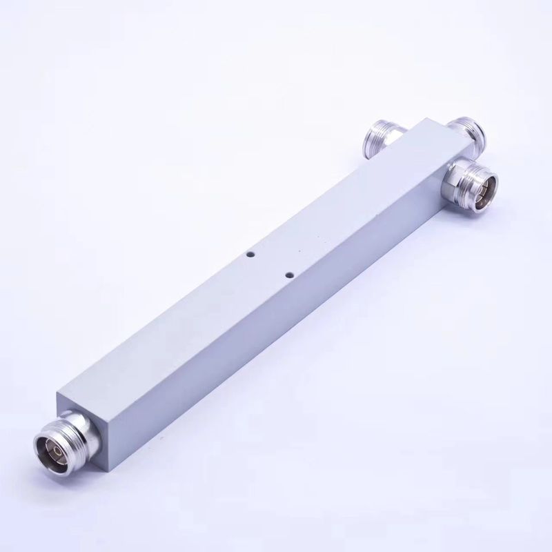 698-4200MHz Pim-160dbc 3 Way Power Splitter con conector de tipo N Véase la tabla de datos de abajo