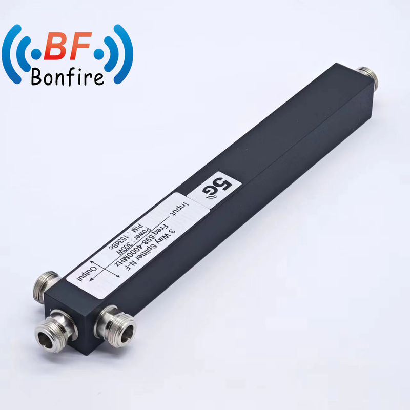 617-4000MHz 3 Way N Femenino IP67 Divididor de energía para el sistema de radio Interfaz N-F