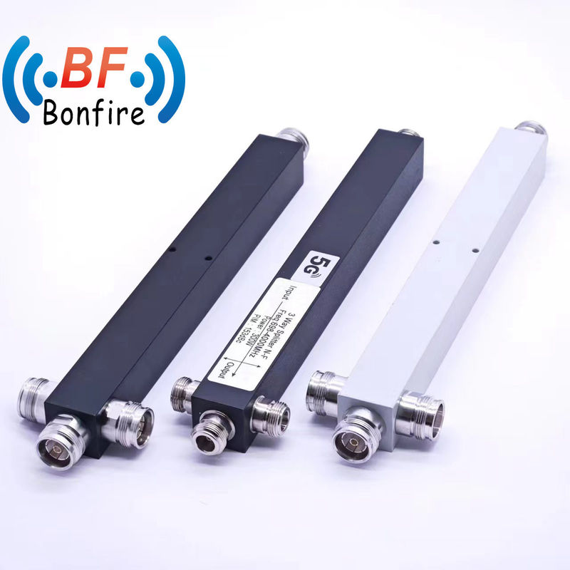 50W Rojo Revestido 617-4000MHz 2/3/4 Way Power Divider Splitter con los requisitos del cliente