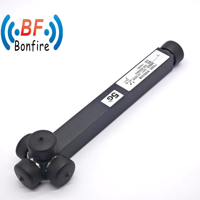 IP65 interior/exterior 2400-6000MHz Pim bajo 4 vías de división de energía RF para una fácil instalación