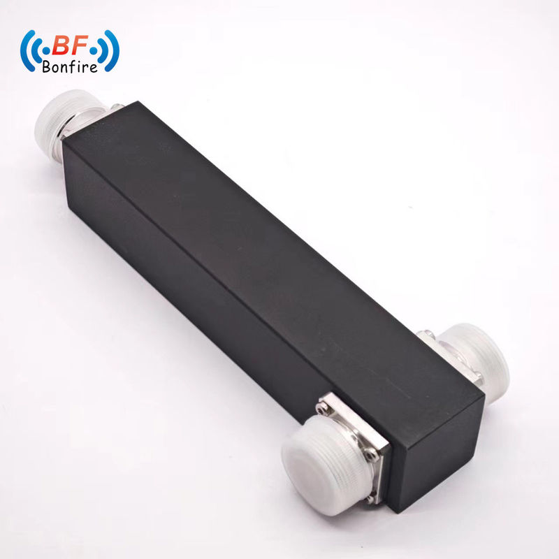 Gris 2 Way Splitter 2400-6000MHz DIN-F Negro Envase personalizado Peso bruto 0,510 kg