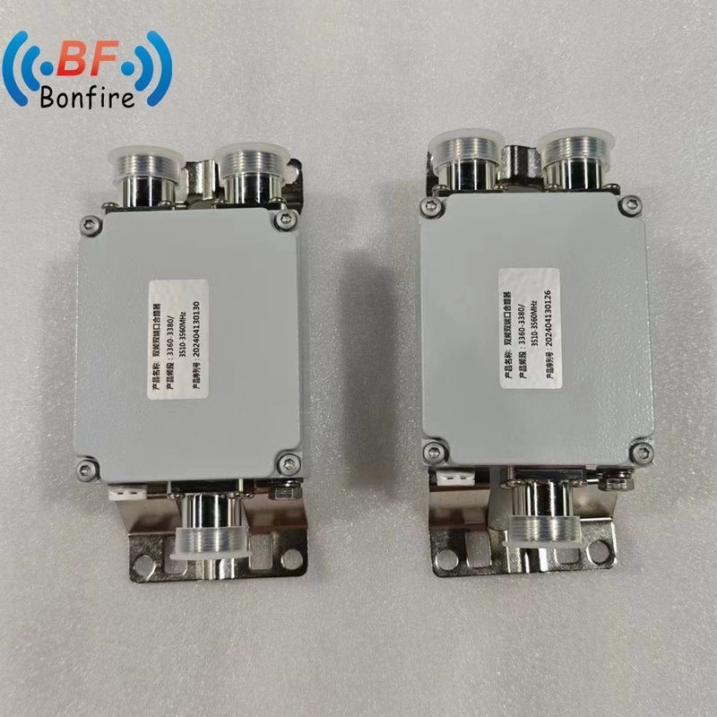 Combinador de RF de 100W con atenuador fijo de RF 2300-2400 2500-2700MHz 40dB N Combinador de doble banda