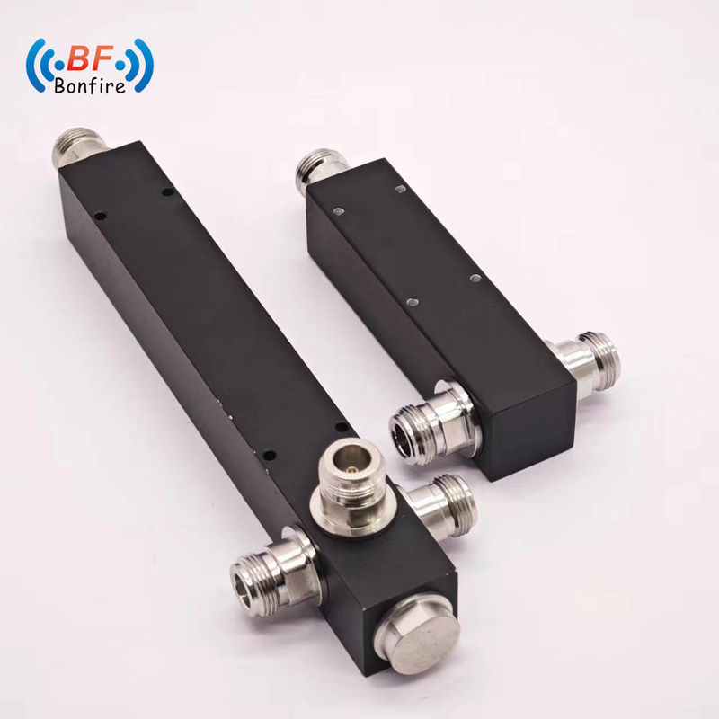 GFQ-XXXXXX 5000-6000MHz 4 Way PCB Power Splitter para un rendimiento estable y constante