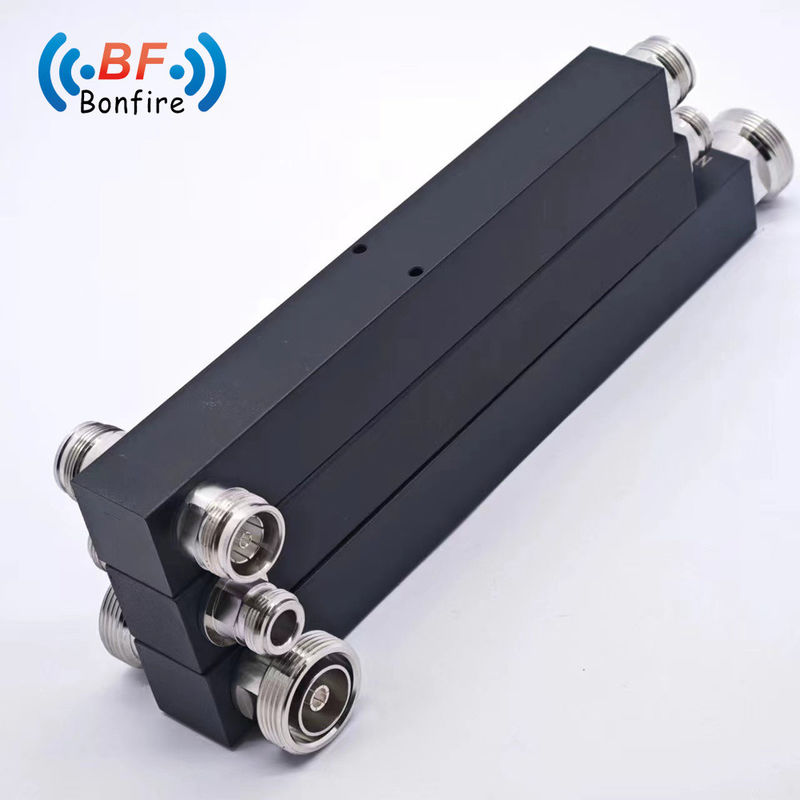 2 Way PCB Power Splitter 617-4000MHz Dividor de energía RF N Femenino para interiores y exteriores IP65