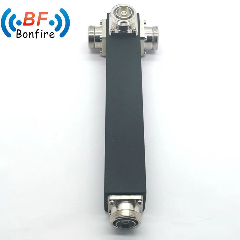 GFQ-XXXXXX Divididor de energía de 3 vías 350-3800MHz N Interfaz del conector DIN-F/4.3-10-F/DIN-F