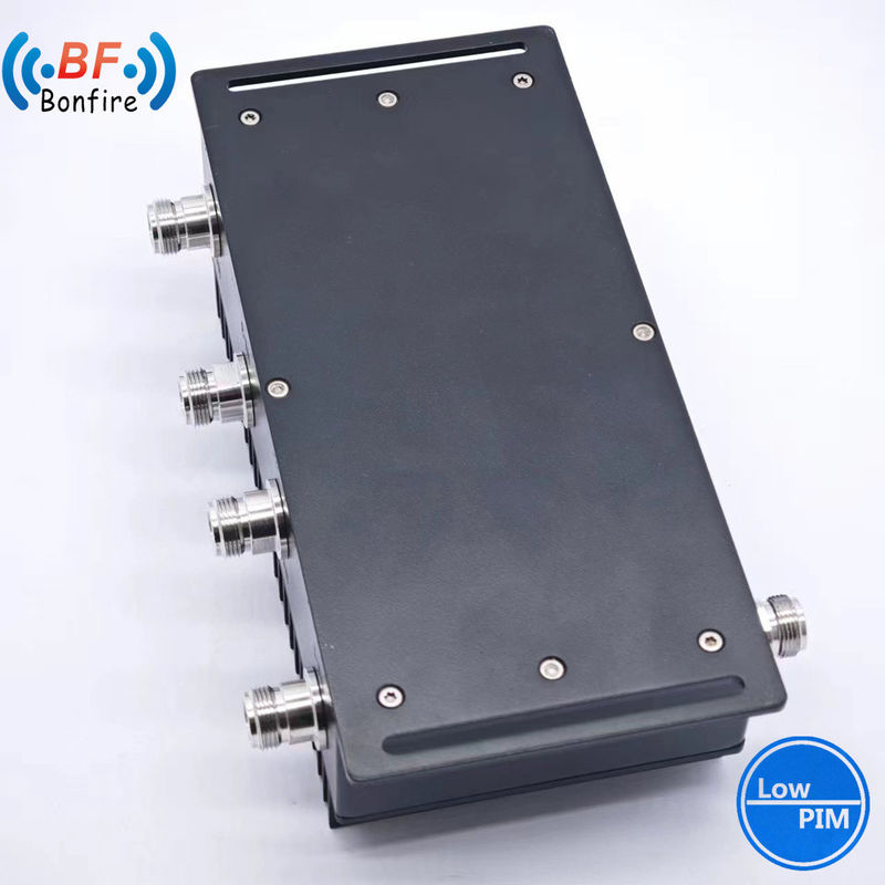 Tamaño del paquete 22.00cm * 12.00cm * 8.00cm 698-4000MHz 4X4 3dB Combinador híbrido N Tipo femenino