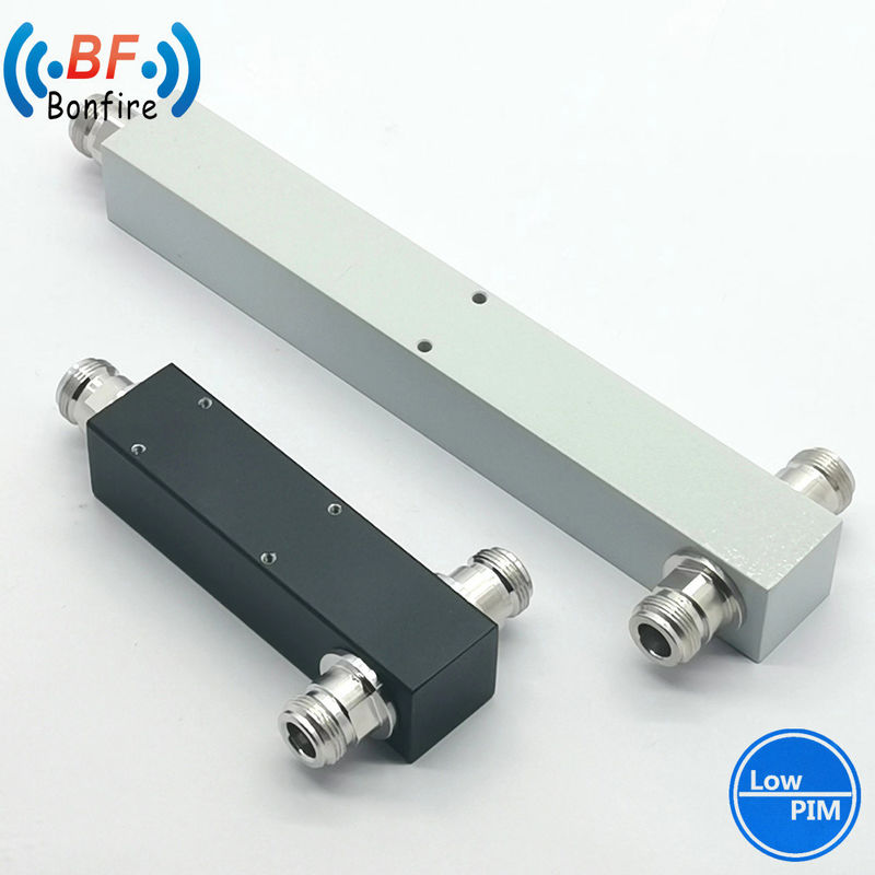 698-4000MHz 300 N Conector de tipo femenino de 2 vías con cavidad redonda