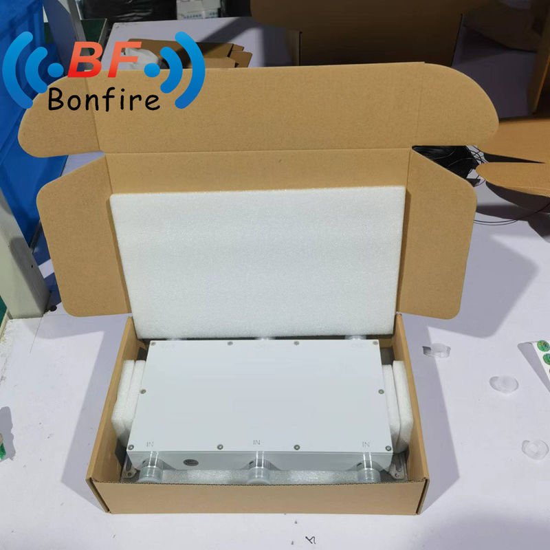 Combinador híbrido de acoplamiento híbrido de RF de 300W 155 Pim para el rango de frecuencia DAS IBS 698-4000 MHz