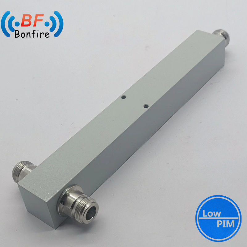 698-3800MHz Interfaz del combinador de potencia de la cavidad de RF de 4 vías