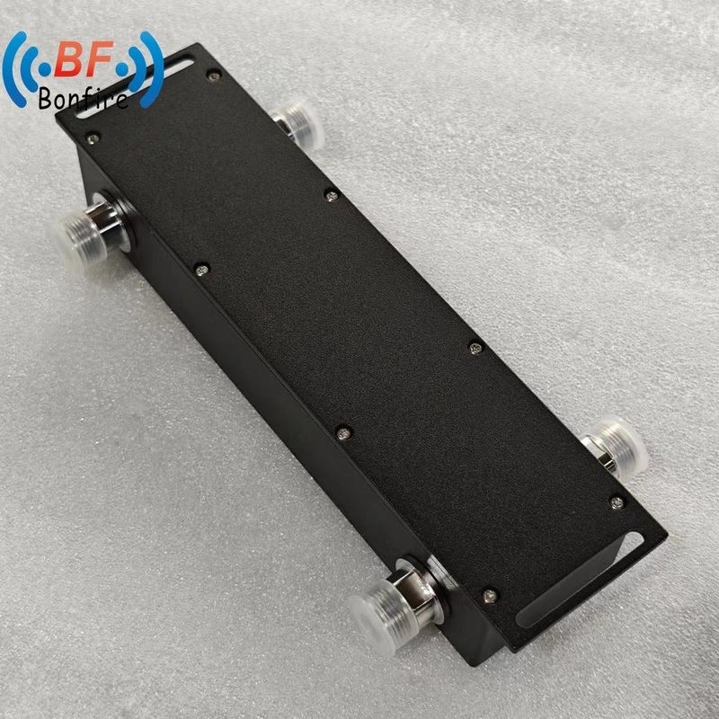 IP65 Calificado 2in 2out 5g 698-3800MHz Combinador de acoplamiento híbrido de RF N-Femino Interior / Exterior