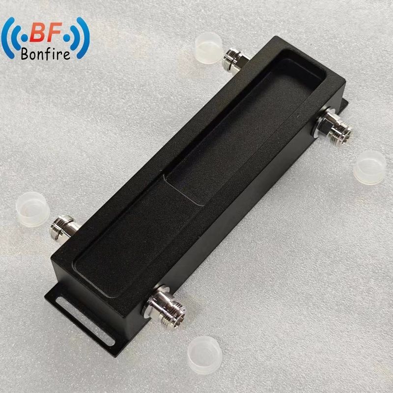300W 2 en 2 fuera Triplexer Combinador híbrido acoplador híbrido con N/4.3-10/DIN conector 5g 4G 698-3800MHz