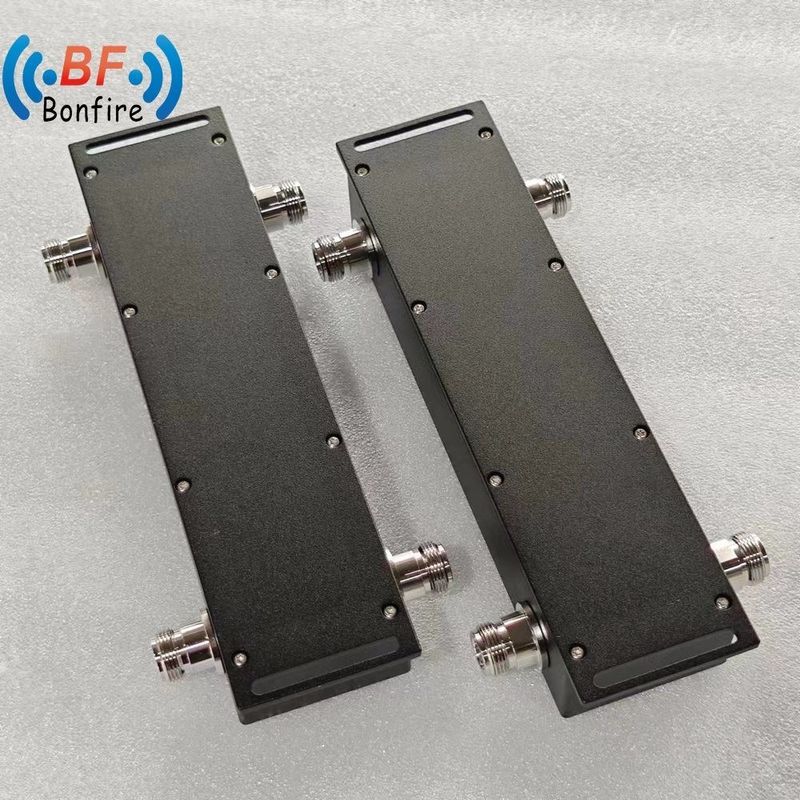 Combinador híbrido de RF de 90 grados 3dB 2X2 acoplador híbrido para gris / rojo / negro / color personalizado