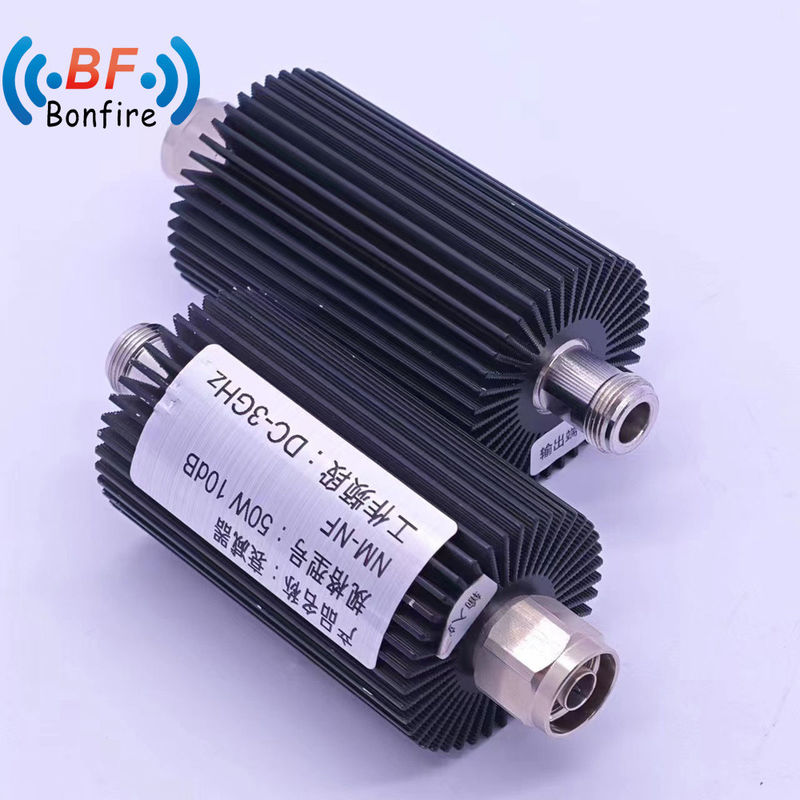 Atenuador fijo coaxial DC-3800MHz 3/6/10/15/20/30dB Envase rojo Peso bruto 0,450 kg