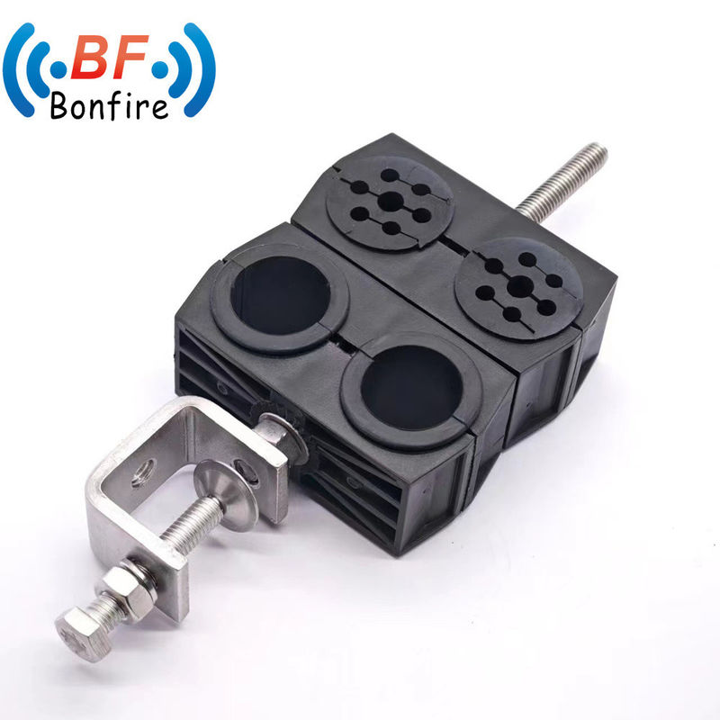 15.00cm * 6.00cm * 1.50cm Clampada de cable coaxial de alimentación con fugas para facilitar la gestión del cable