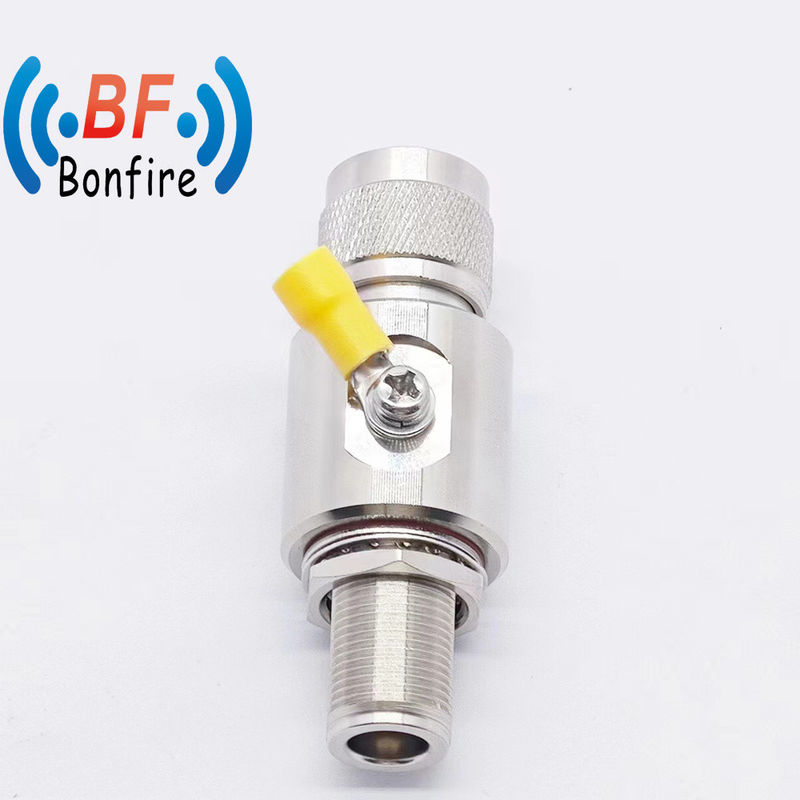 N-F a 4.3-10-F Protector contra las corrientes de rayos RF gris N a SMA Rpsma Conector de cable de doble enchufe Arrester de corrientes de 698-3800MHz
