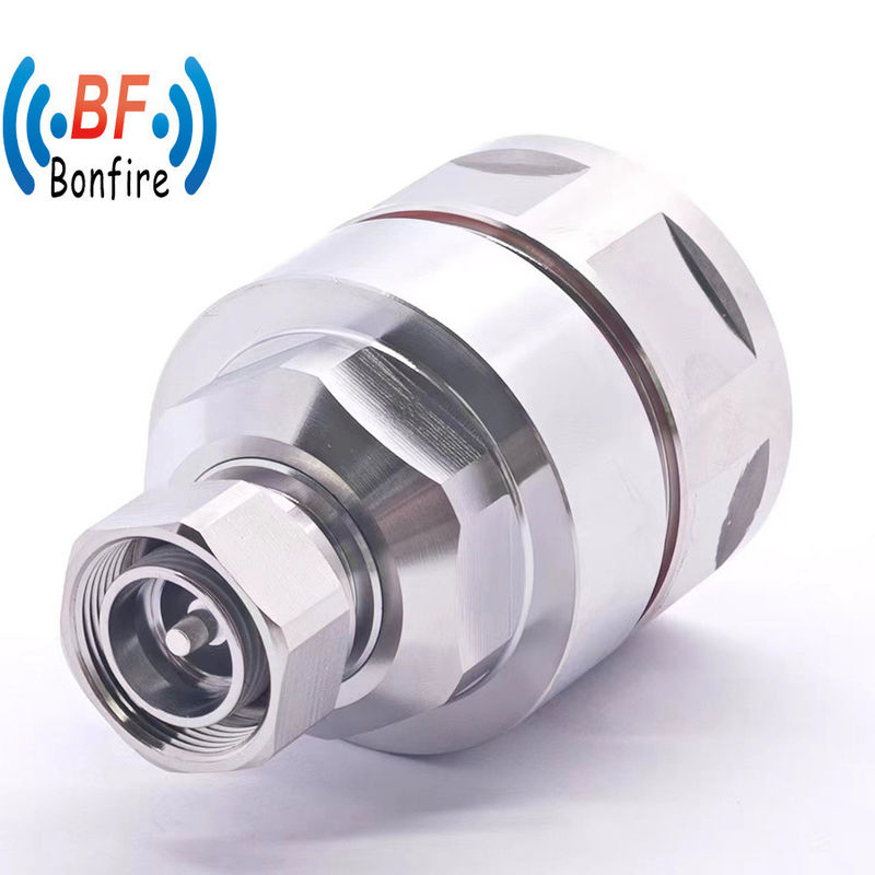 7/8&quot;Cable coaxial flexible 4.3-10 Conector RF masculino con baja pérdida de inserción de 0,1 dB