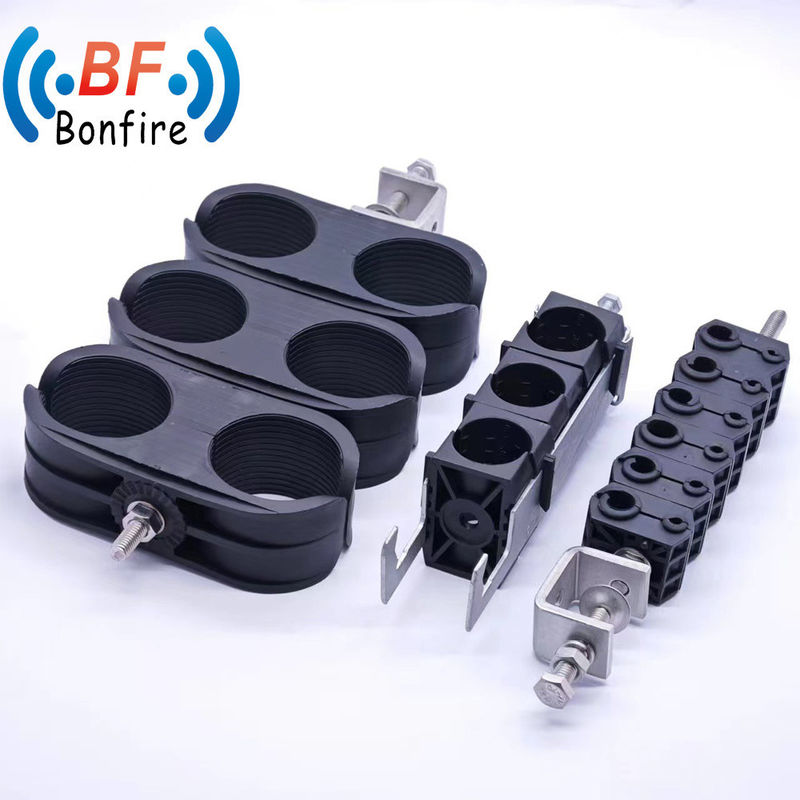 Clamparas de alimentación de fibra de plástico de tres pilas Clamparas de cable para necesidades de producción OEM / ODM