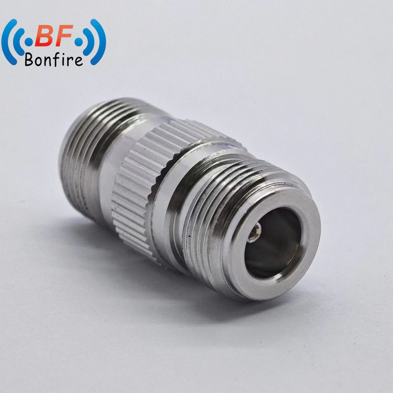 Adaptador de RF DIN femenino recto personalizado Conector DC-4GHz con cumplimiento completo de RoHS