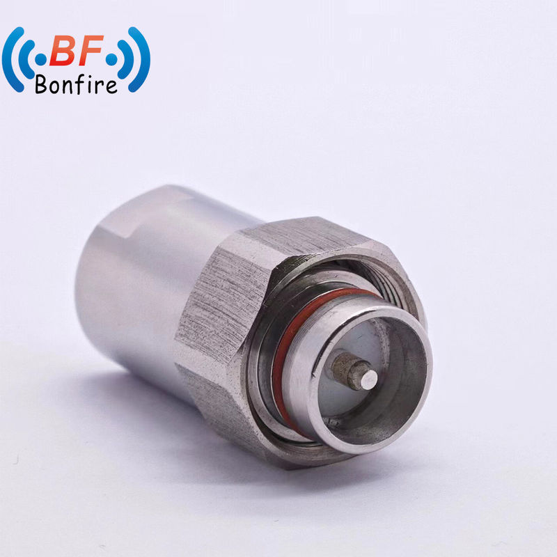 Pérdida de inserción 0.25dB DC-4GHz N Conector masculino recto para cable flexible 7/8